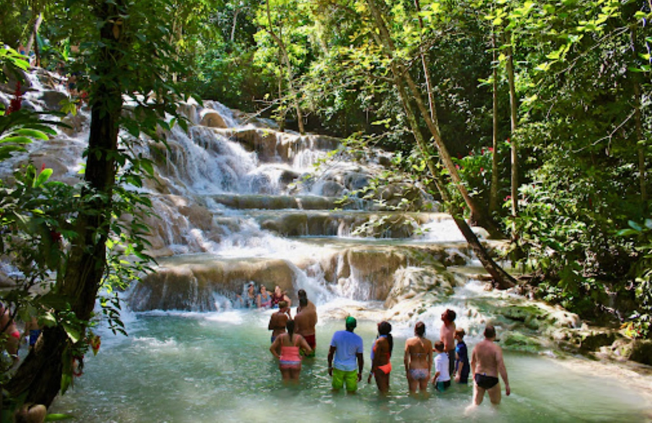 Blue Hole Secret Falls & Dunn’s River Falls - Ocho Rio